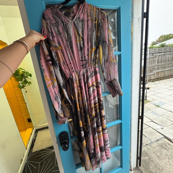 Colorful Abstract Patterned Dress - Picture 3 of 5